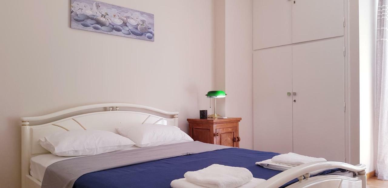 Spacious Apartment In The Historical Center Of Ateny Zewnętrze zdjęcie